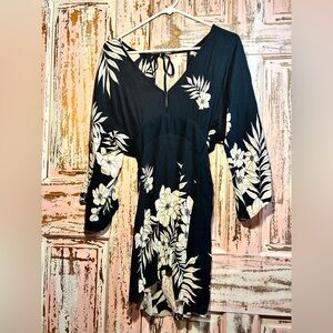 Billabong Black and Cream Floral Long Sleeve Dress